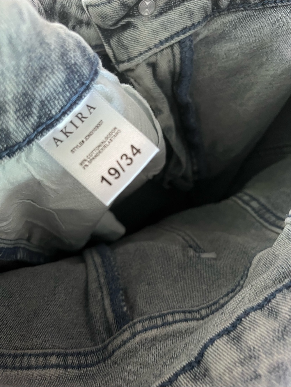 Akira Light Wash Stacked Ruched Buckle Strap Jeans Plus Size 19/34 - Picture 5 of 10